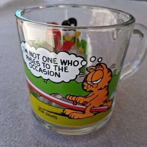 Vintage 1980 Garfield McDonalds Glass Mug Im Not One Who Rises To The Occasion